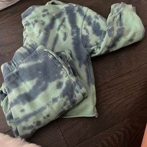 Art and Class matching set !